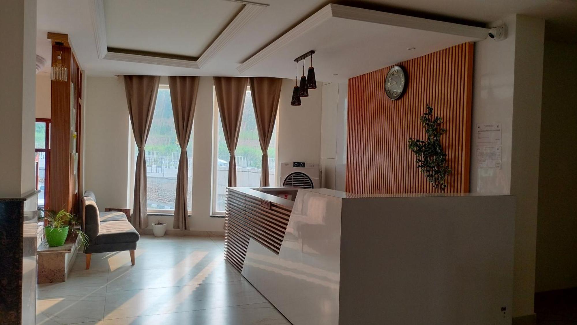 Govind Sagar View Hotel & Restaurant Bilaspur  Ngoại thất bức ảnh