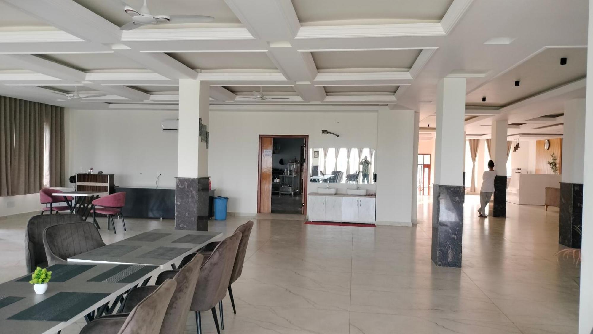 Govind Sagar View Hotel & Restaurant Bilaspur  Ngoại thất bức ảnh