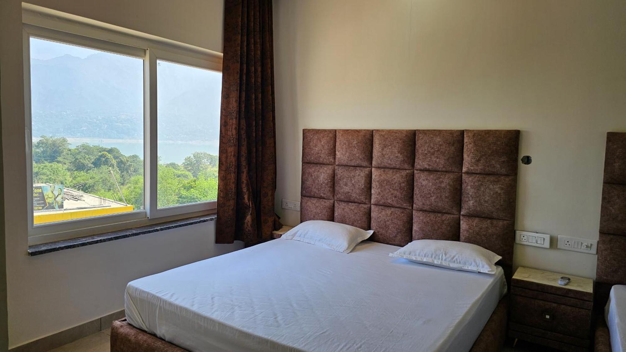 Govind Sagar View Hotel & Restaurant Bilaspur  Ngoại thất bức ảnh