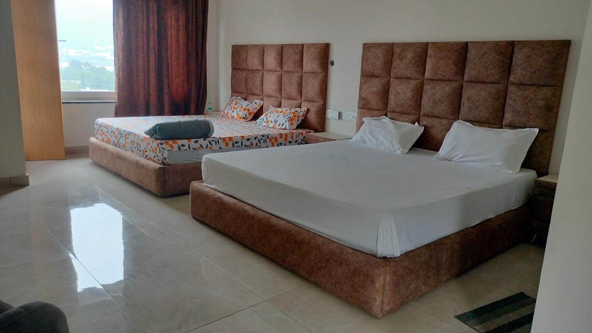 Govind Sagar View Hotel & Restaurant Bilaspur  Ngoại thất bức ảnh